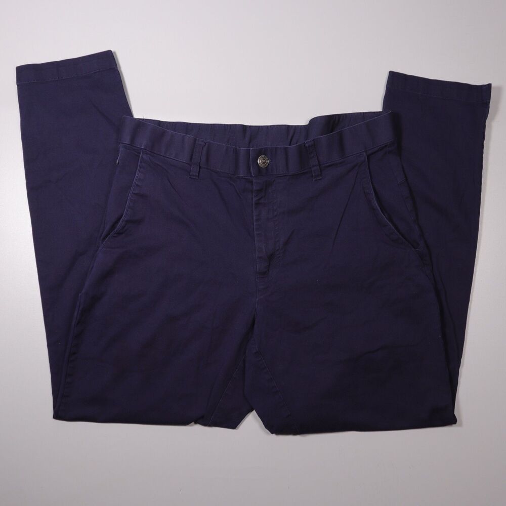 Fabletics High Side Classic Fit Chino Blue Pants Men's 33x32 Measured (33x28)